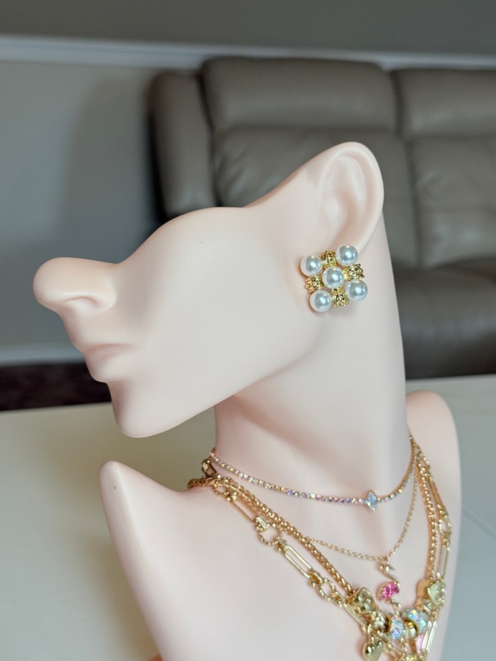 Gold and White Pearl Cluster Stud Earrings - Picture 3 of 10